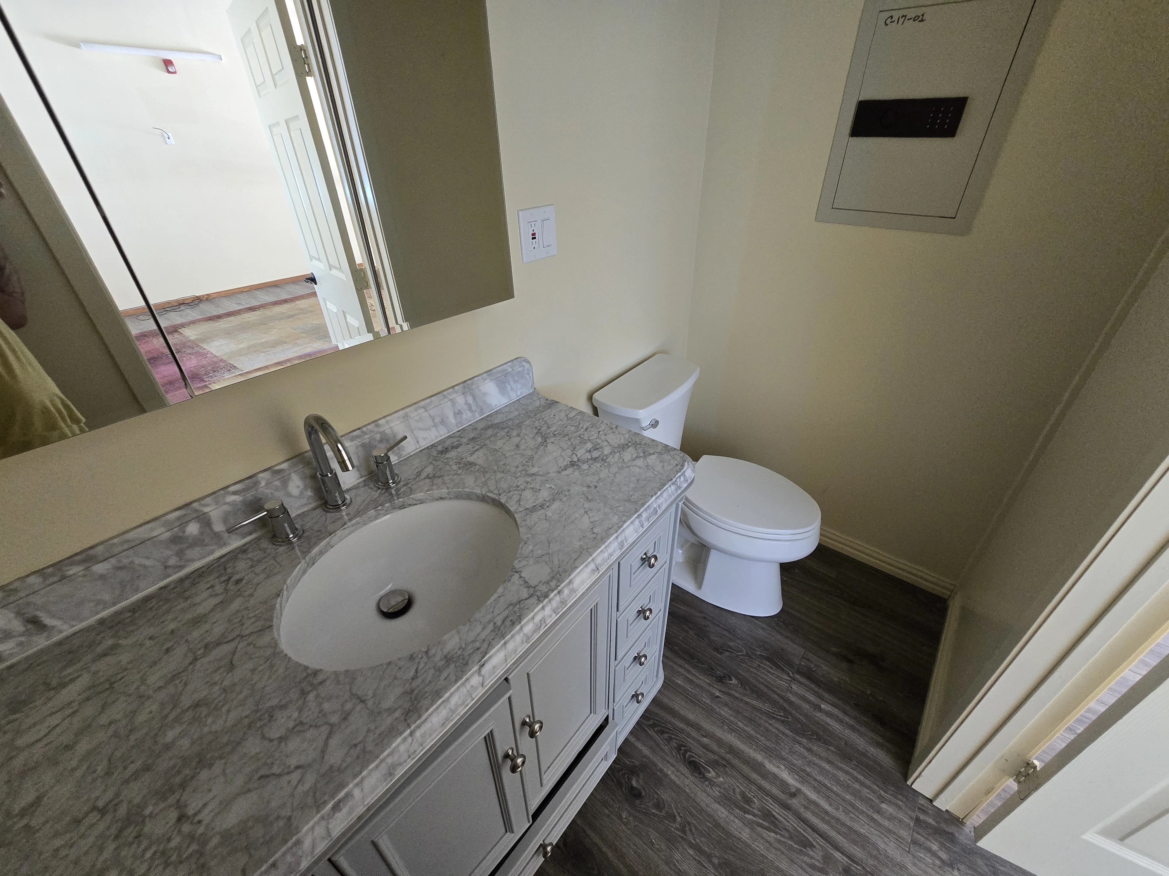 Property gallery — C17-2